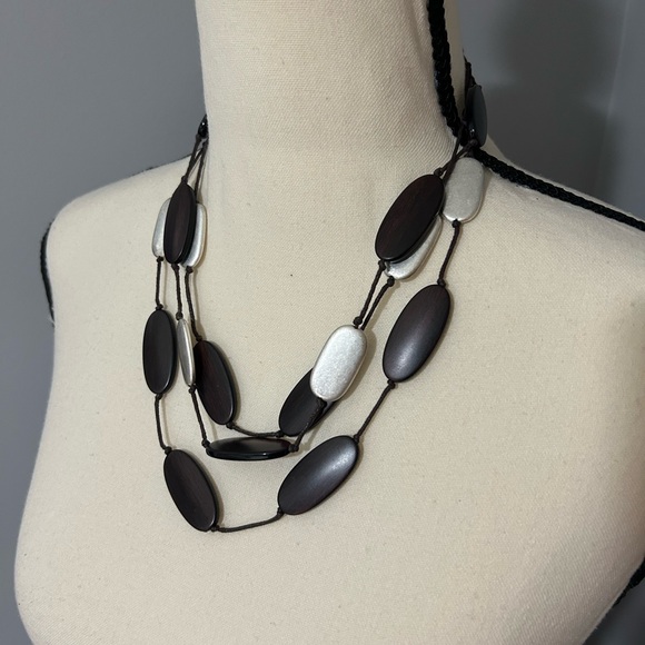 Avon Faux Wood and Silver 3 Strand Necklace - Picture 1 of 9